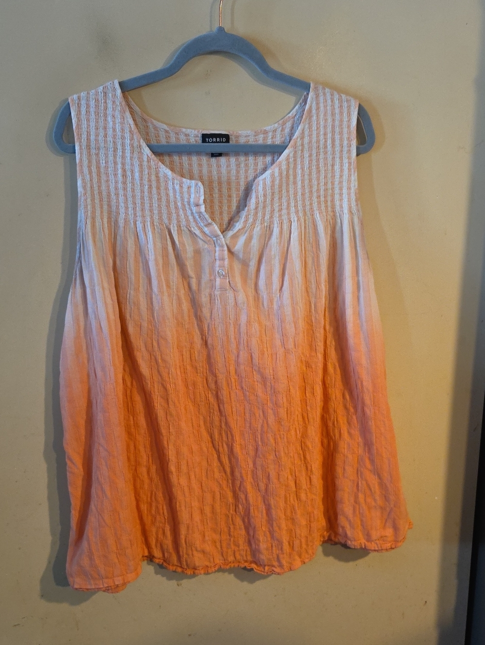torrid Ombre Peach to Light Orange Sleeveless Tank